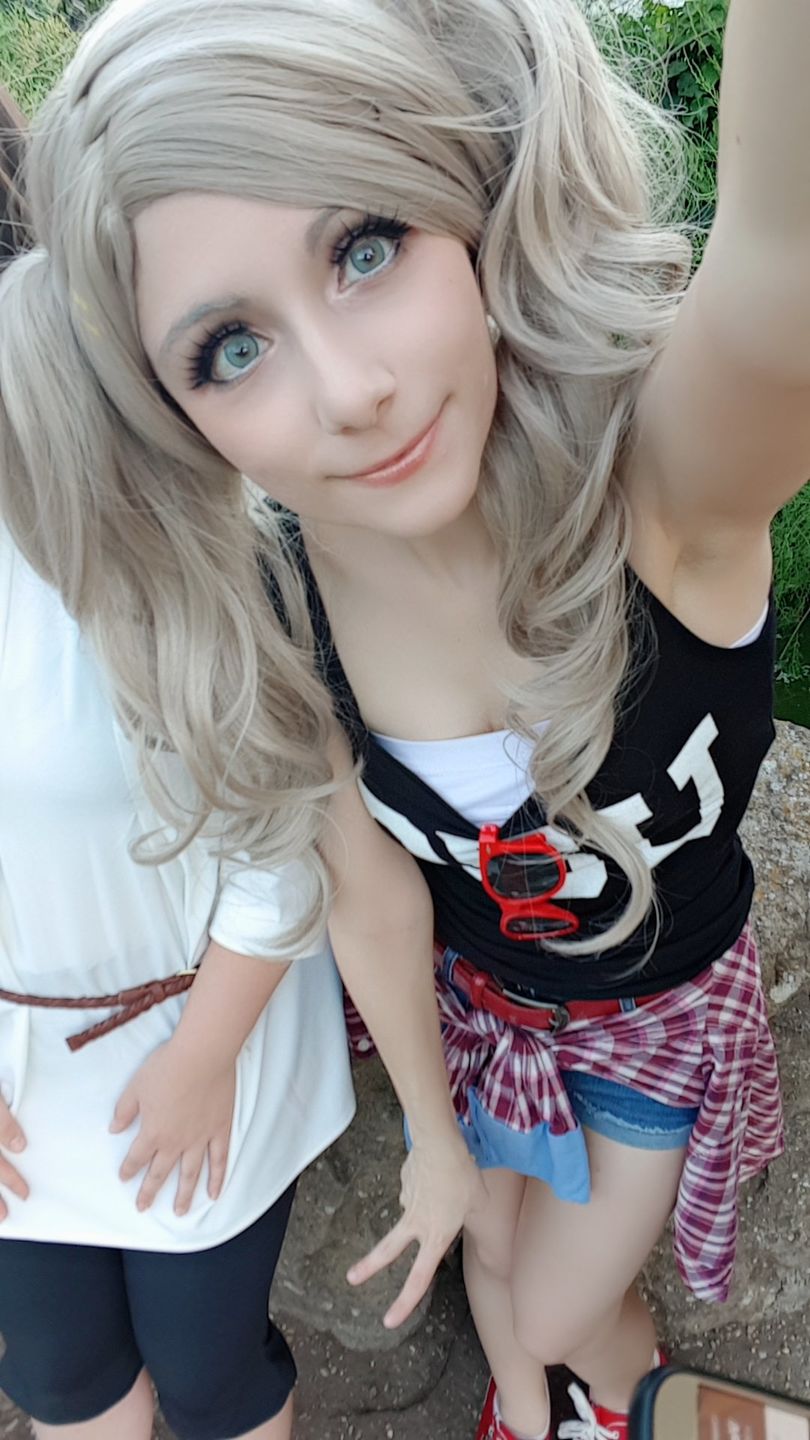 Customer photo review of Kazzue Fantasy Blue