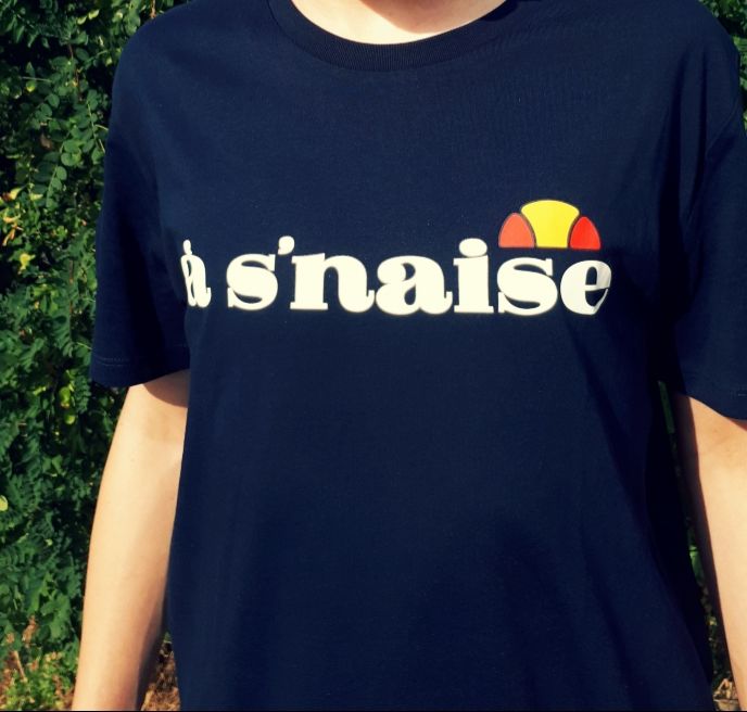 Customer photo review of A s'naise - Parodie logo