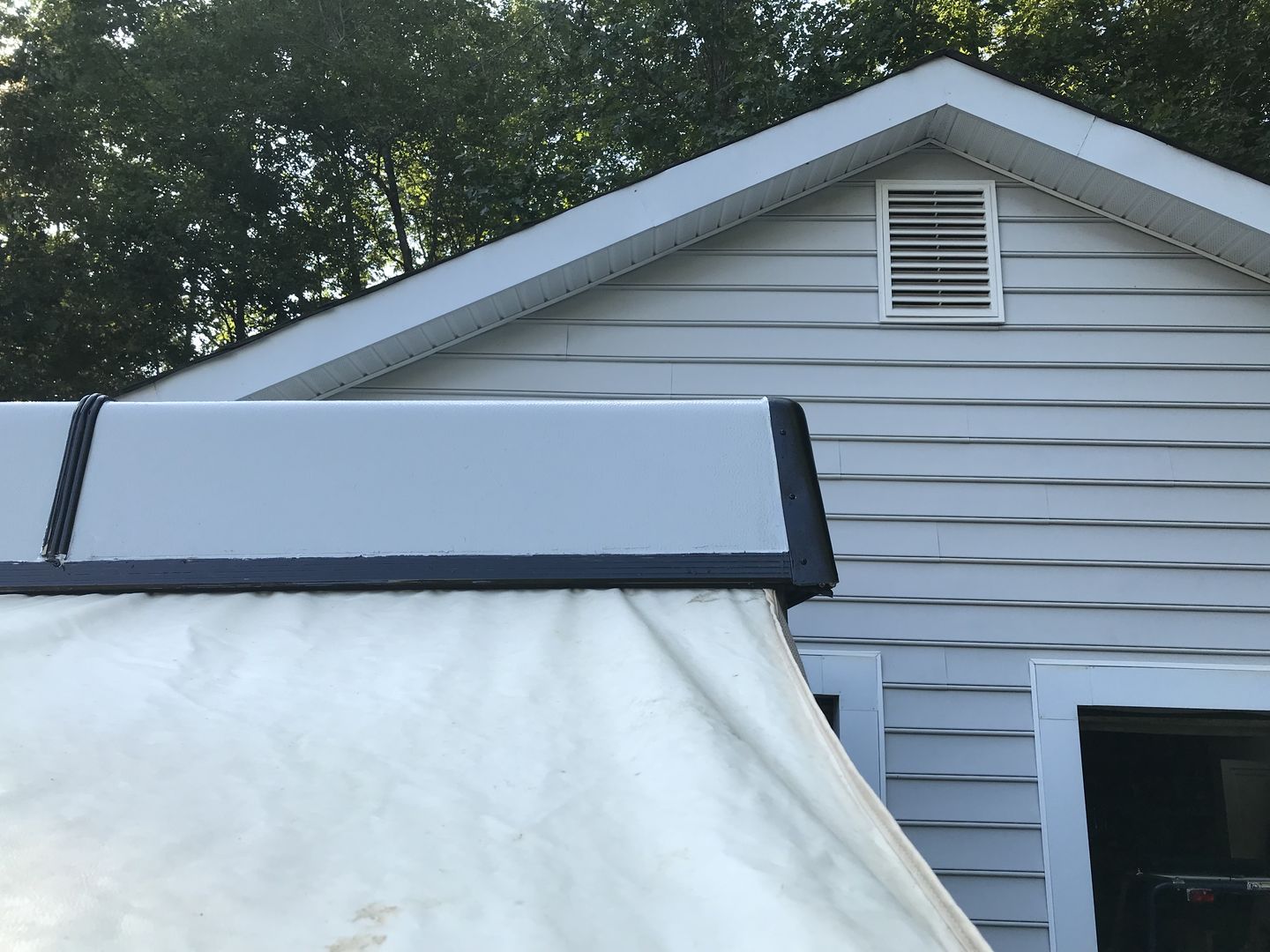 Customer photo review of Roof Corner Cap 4 Pack