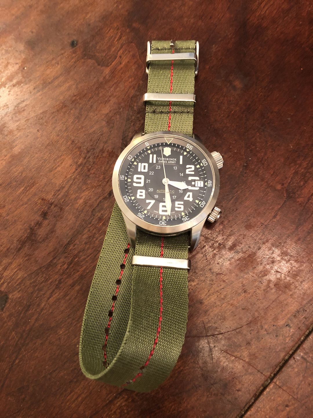 Customer photo review of AlphaShark Slim - Green/Red Stripe JV