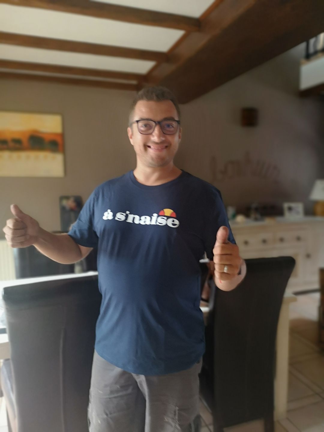 Customer photo review of A s'naise - Parodie logo