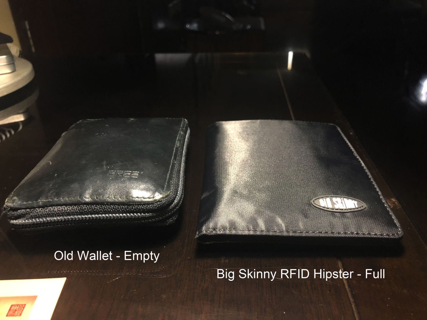 Customer photo review of RFID Hipster Black