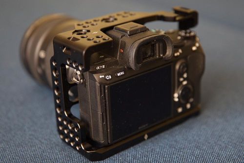 Sony A7III & A7RIII Camera Cage | Anti-Twist Rig | SmallRig