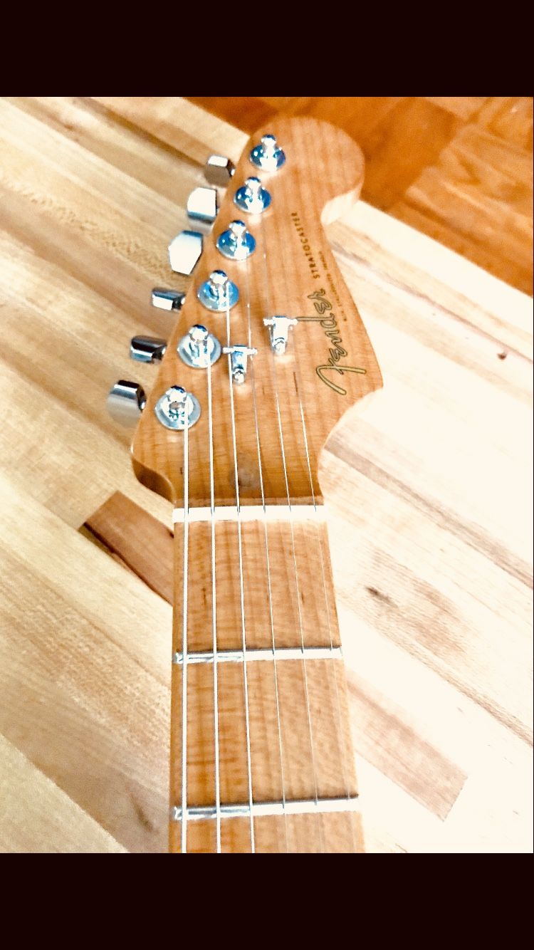 Customer photo review of Guitar Tuner Upgrade Kit Fender® Directrofit™