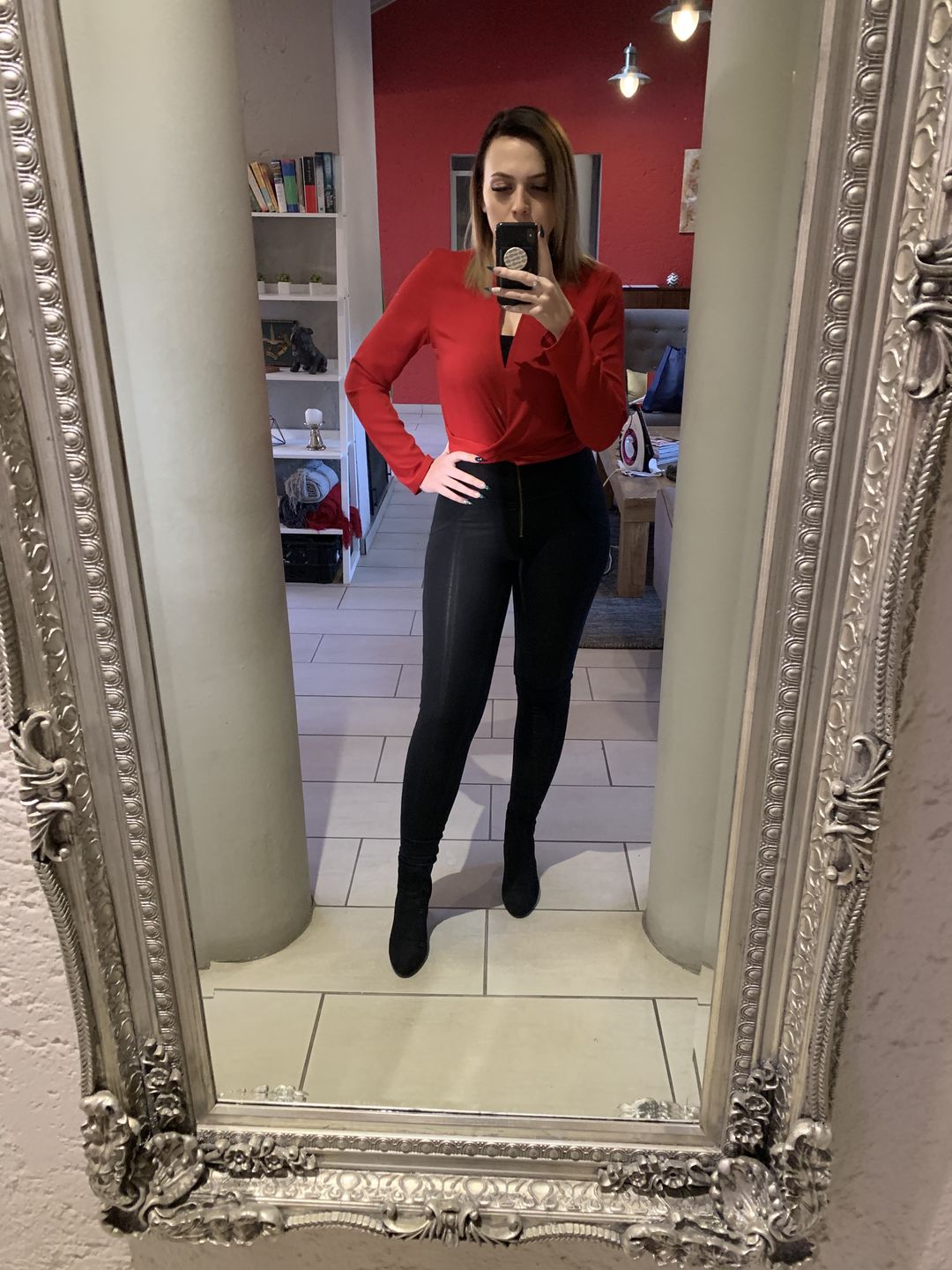 Customer photo review of High waist Butt lifting Jeggings - Black
