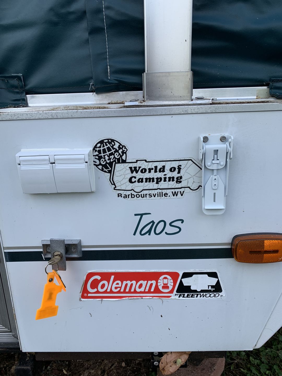 Customer photo review of White Exterior Outlet