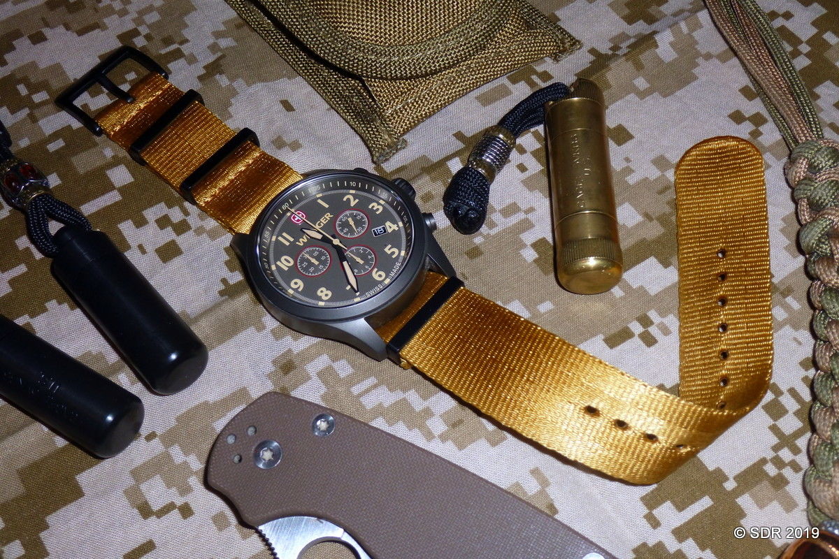 Customer photo review of AlphaShark Slim - Camel