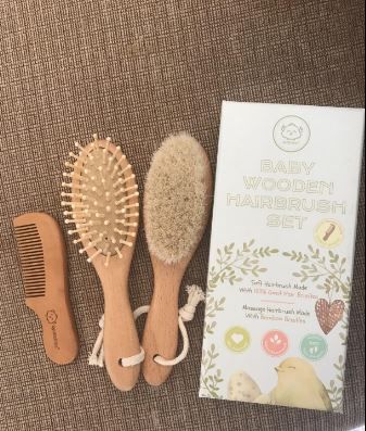 Customer photo review of Baby Hair Brush and Comb Set