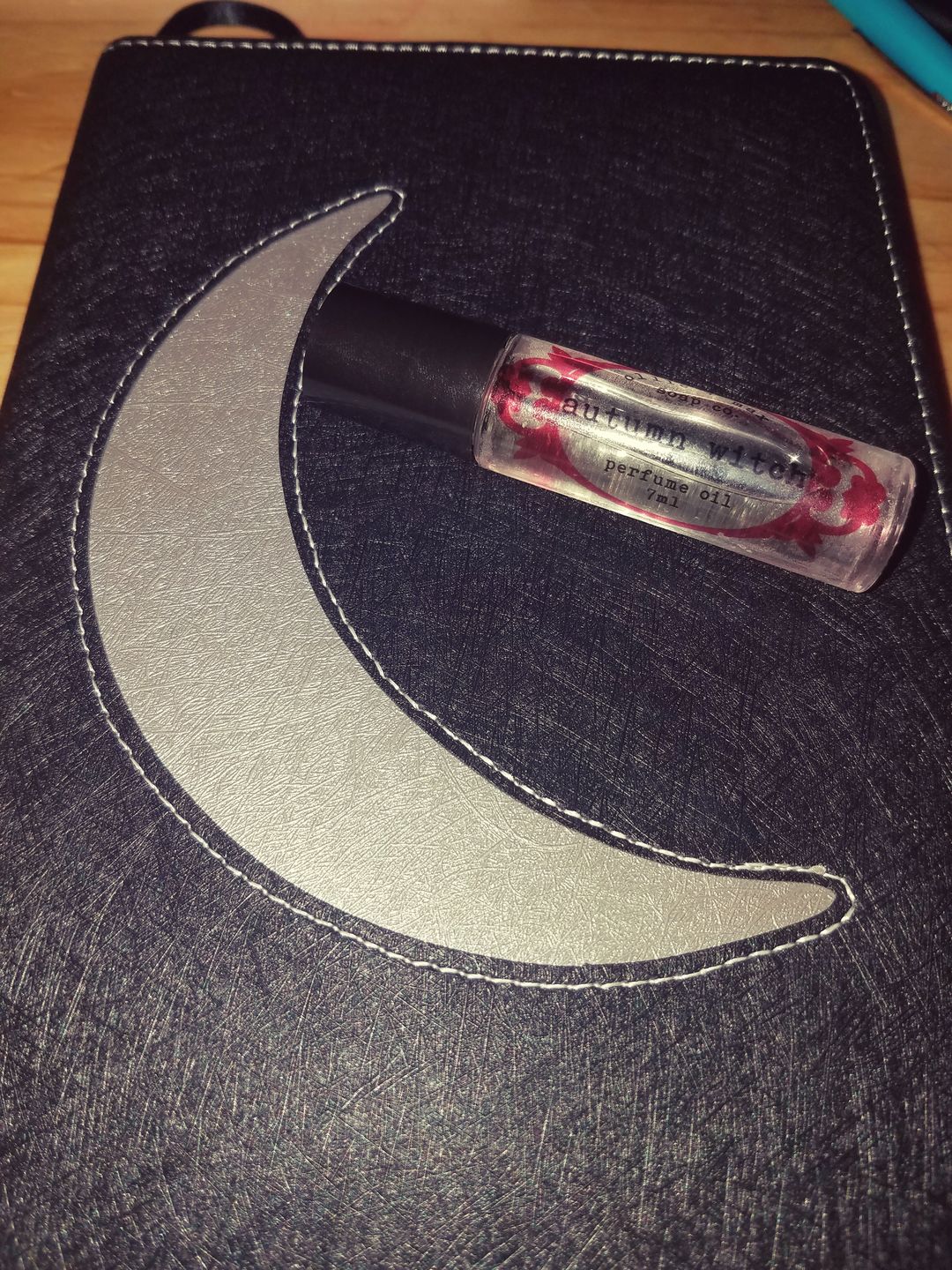 Customer photo review of Autumn Witch Vegan Perfume Oil