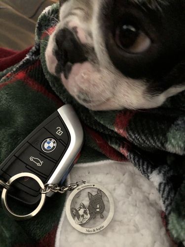 Customer photo review of Silvercut™ Keychain