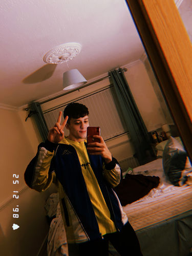 Customer photo review of champion training yellow top m
