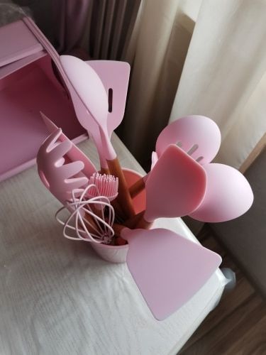 Customer photo review of 12pcs Kitchen Utensil Set Silicone Household Wooden Cooking Tools Set