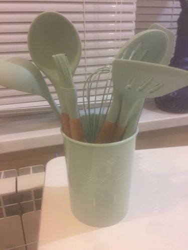 Customer photo review of 12pcs Kitchen Utensil Set Silicone Household Wooden Cooking Tools Set