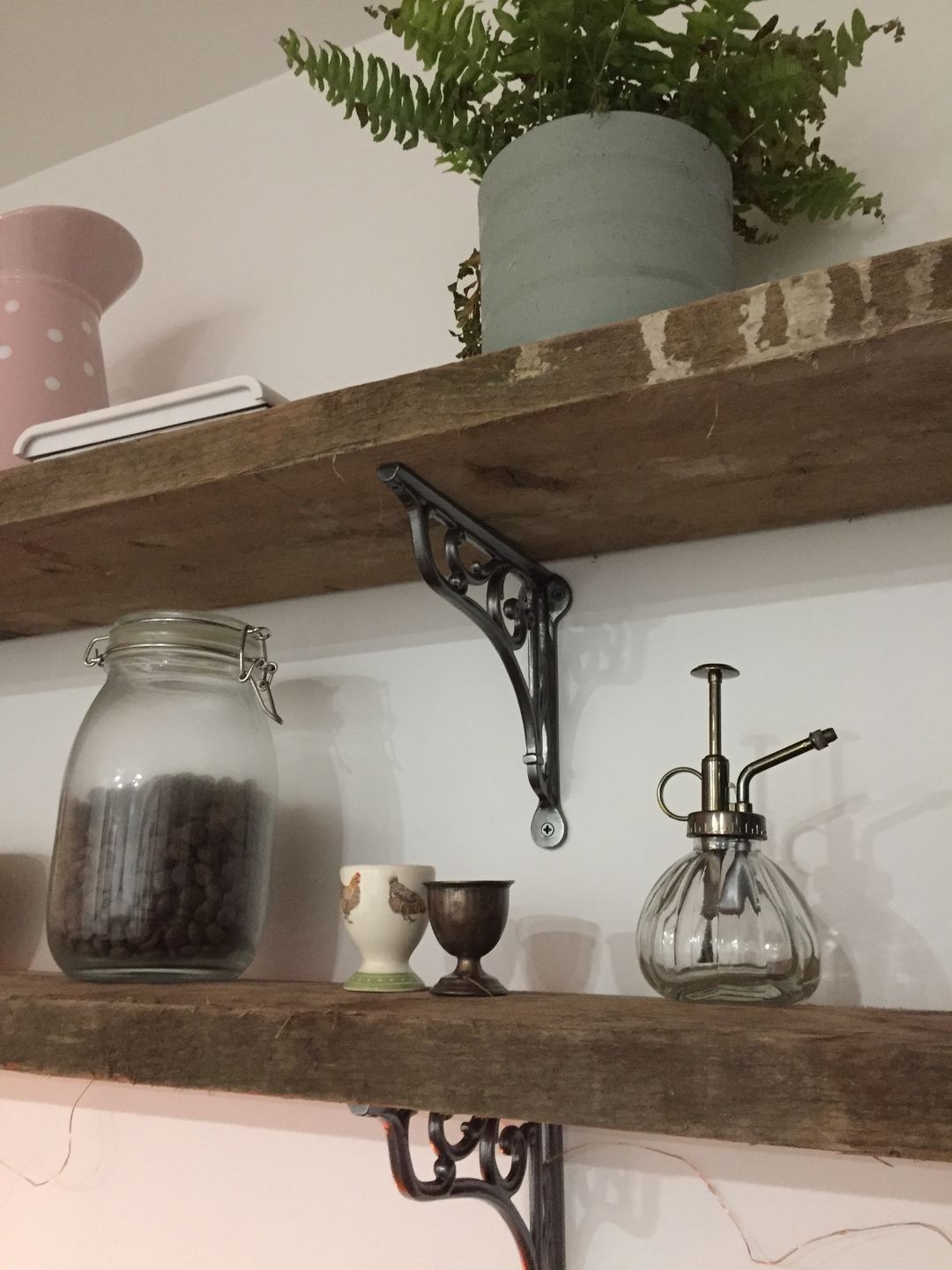 Customer photo review of 8 Inch Victorian Scroll Cast Iron Shelf Bracket