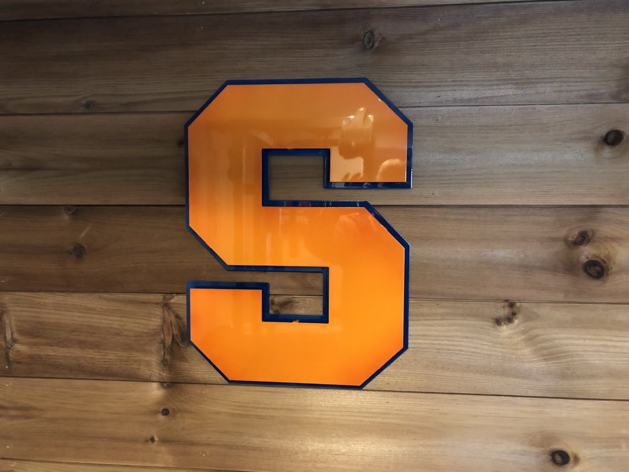 Customer photo review of Syracuse University "S" 3D Artwork