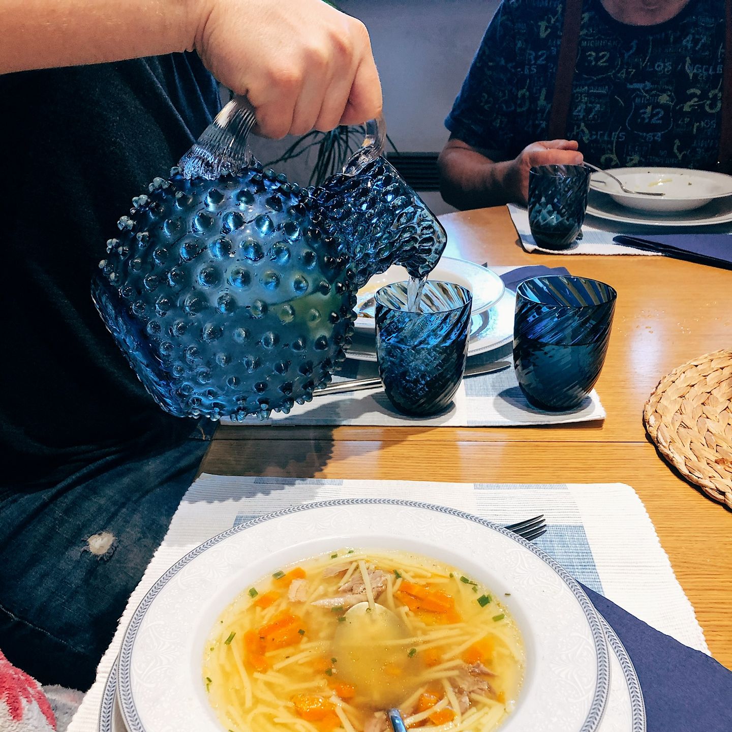 Customer photo review of Underlay Blue Smoke Hobnail Jug
