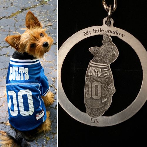 Customer photo review of Silvercut™ Keychain