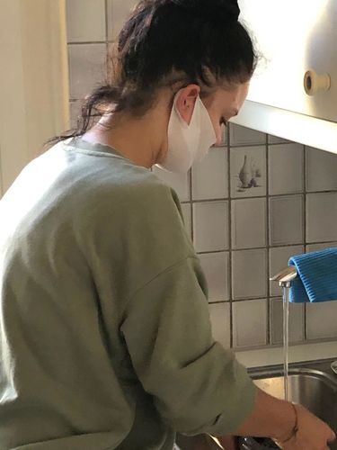 Customer photo review of DermaV™  | Masque amincissant pour ovale du visage (CLEMENCE)