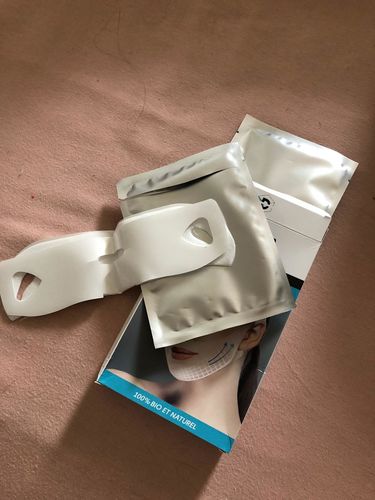 Customer photo review of DermaV™  | Masque amincissant pour ovale du visage (CLEMENCE)