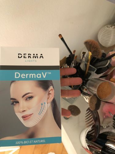 Customer photo review of DermaV™  |  Masque amincissant pour ovale du visage