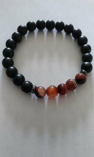 Customer photo review of Balancing Hematite Agate Protection Bracelets