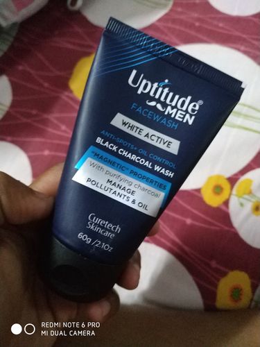 uptitude face wash
