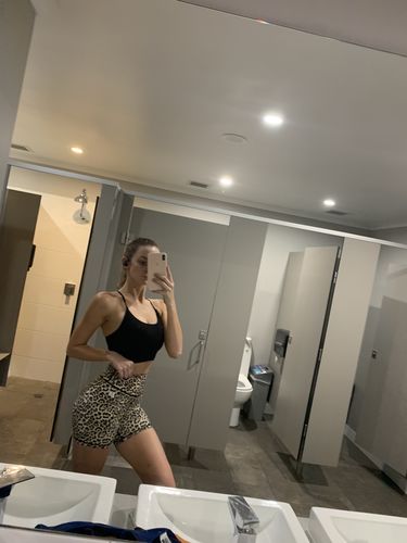 Customer photo review of Pixy