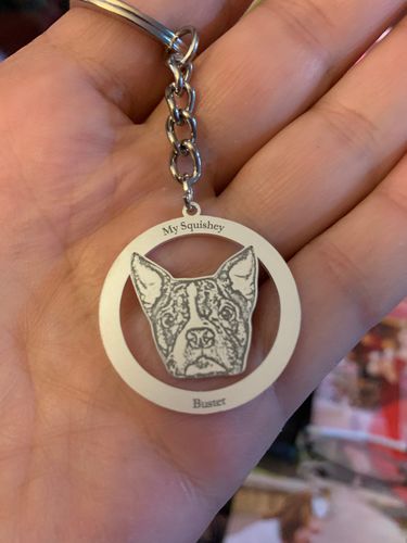 Customer photo review of Silvercut™ Keychain