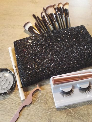 Customer photo review of CILS MAGNÉTIQUES EYELINER  FK: LE KIT VIP