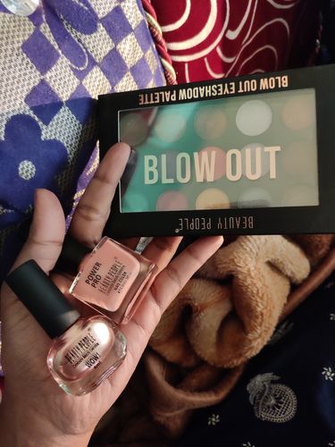 Customer photo review of Beauty People Pure Matte Lipstick