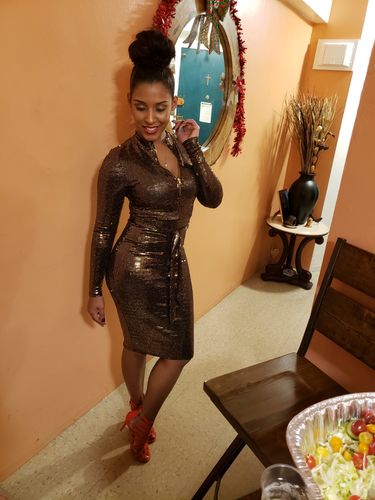 Customer photo review of Be Yourself Sequin Dress Gold