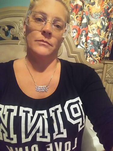 Customer photo review of Bubble Letter Name Ring