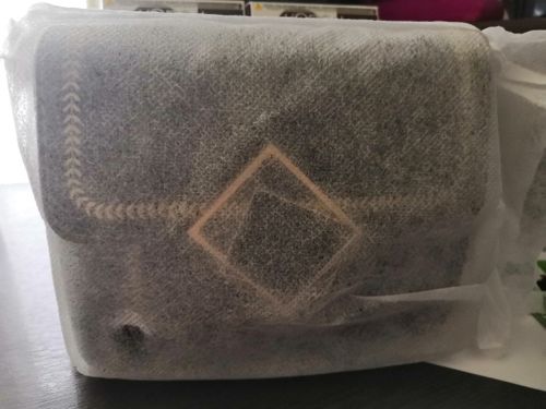 Customer photo review of Cassandra - Spezial-Look Leder Crossbody Tasche