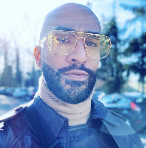 Customer photo review of Montana - Yellow Gradient