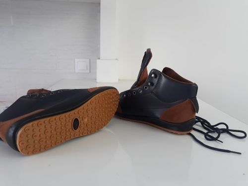 Customer photo review of Fashion Mens Leather Boots