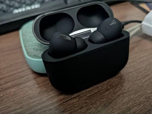 Customer photo review of BlxckPods Pro