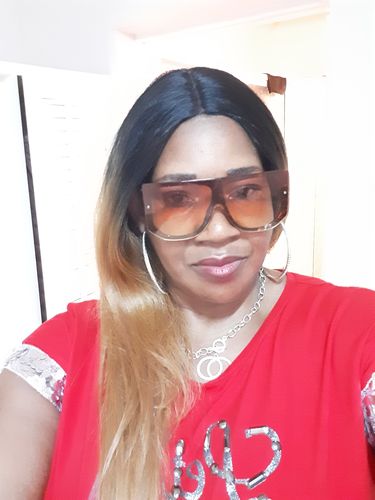 Customer photo review of Carotis Lightening Body Lotion with Vitamin A - 400ml / 14.10 fl oz