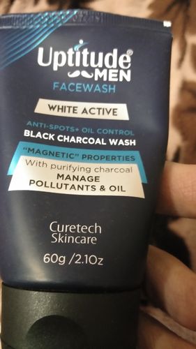 uptitude face wash