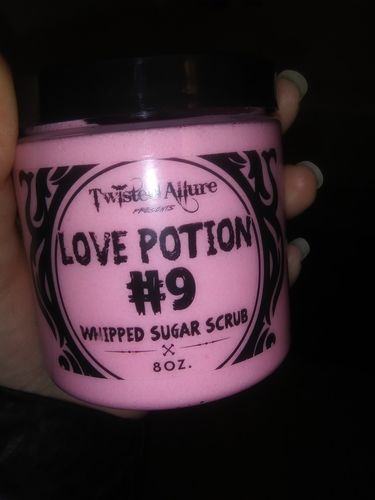 Customer photo review of Love Potion #9 Whipped Sugar Scrub