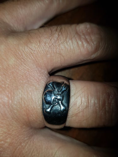 Customer photo review of ANTIQUE CROSS BONE RING