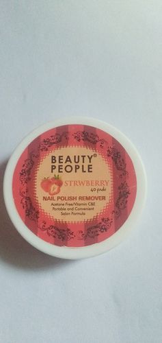 Customer photo review of Beauty People Pad Nail Polish Remover - Strawberry