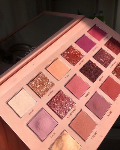Customer photo review of NEW NUDE PALETTE | HUDA BEAUTY