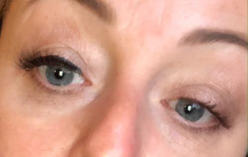 Customer photo review of Sapphire Magnetic Eyelashes and Eyeliner Kit