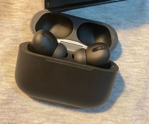 Customer photo review of BlxckPods Pro