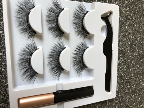 Customer photo review of Luxus Magnetic Lashes