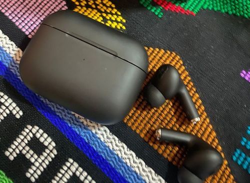 Customer photo review of BlxckPods Pro