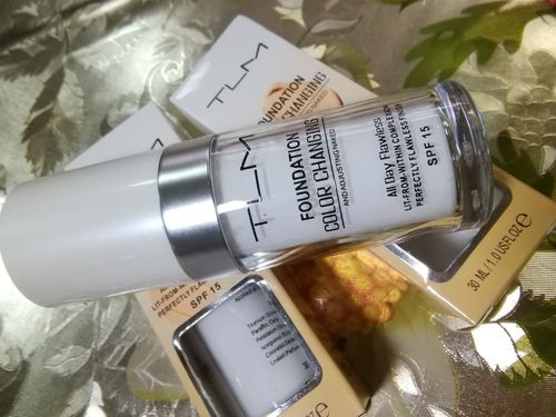 Customer photo review of Magic Color Changing Foundation