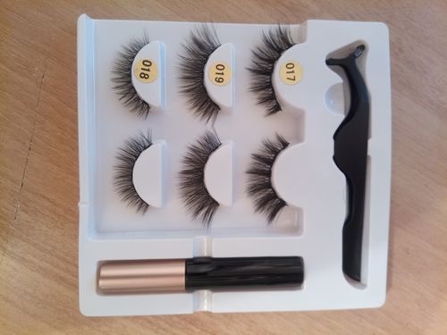 Customer photo review of Luxus Magnetic Lashes
