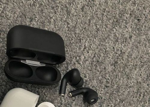 Customer photo review of BlxckPods Pro