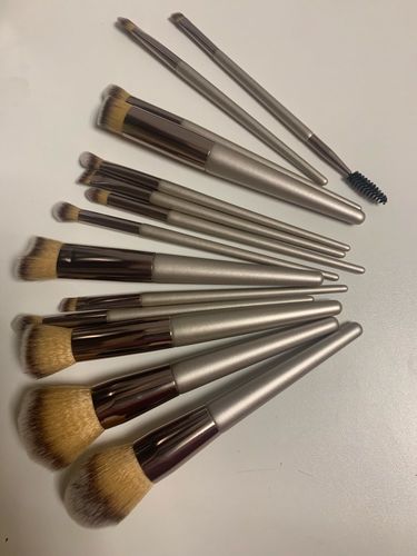 Customer photo review of Luxury Brush Kit Set